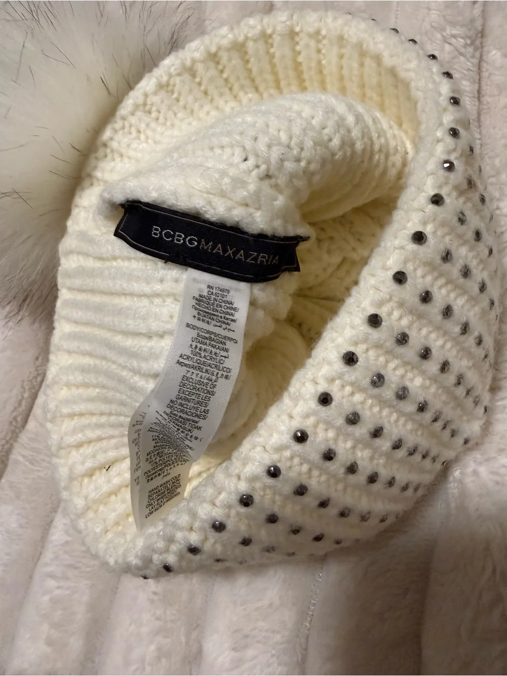 BCBGMaxAzria White Knit Beanie with Faux Fur Pom and Studs